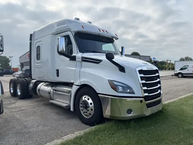 2019 Freightliner New Cascadia
