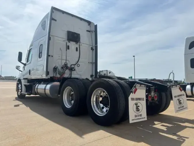 2022 Freightliner Cascadia 126de93d738964328e2429bcfa08ce9c94d