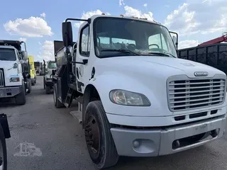 2007 FREIGHTLINER BUSINESS CLASS M2 106