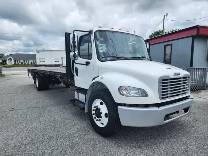 2016 FREIGHTLINER M2 106