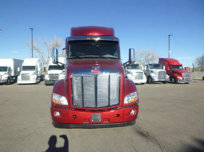 2022 Peterbilt 579