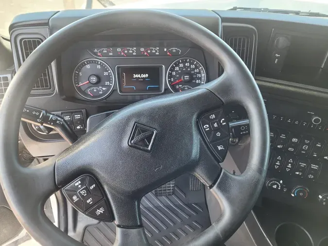 2023 International LT625