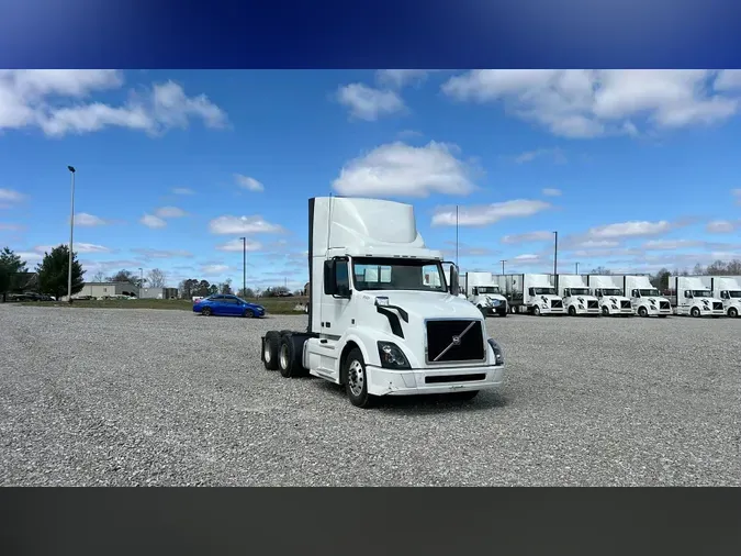 2018 Volvo VNL300dea95a1cf6176c6d4dc36f16ccbe45ce