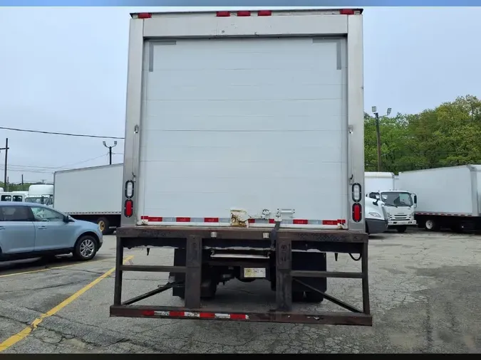 2019 FREIGHTLINER M2 106