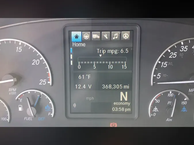 2021 Freightliner Cascadia 126