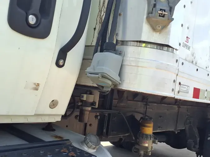 2019 NAVISTAR INTERNATIONAL 4300