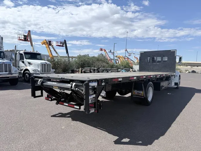 2020 Peterbilt 330deb53ea8ff5a4bccb4ddced2dd4f1c7f