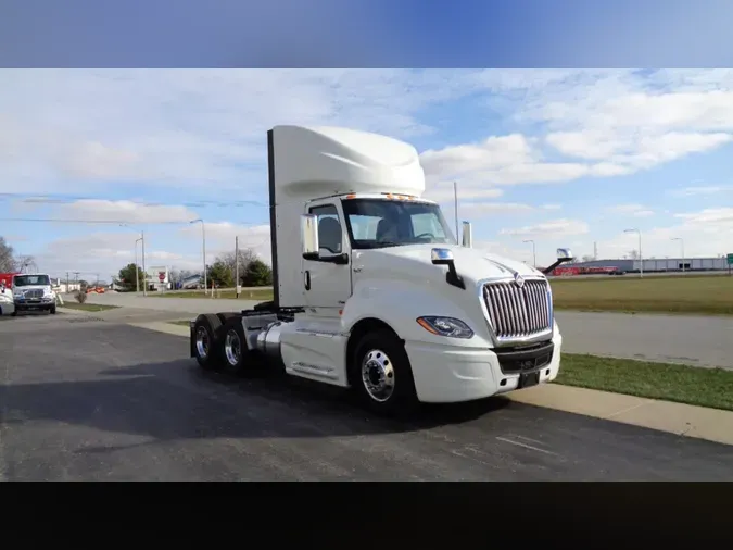 2020 International LT625