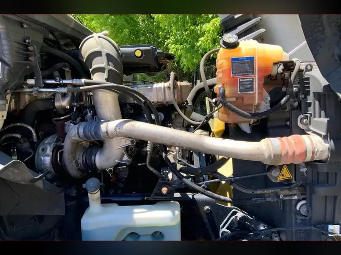2021 INT LT625 6x4deb878a635d3b60627bc6e8de6097cc0