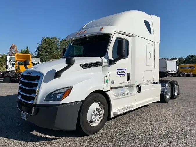 2020 Freightliner T12664ST