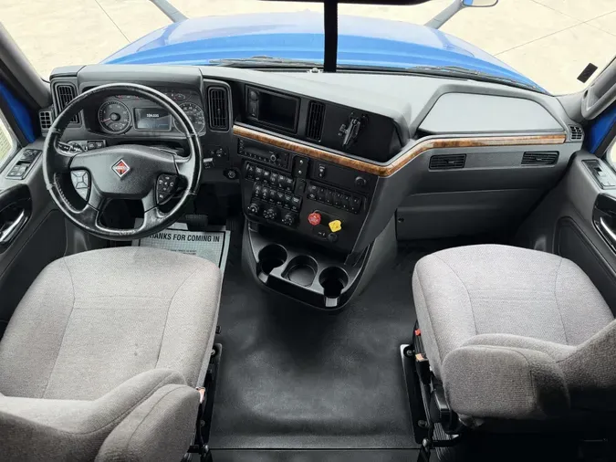 2022 International LT625