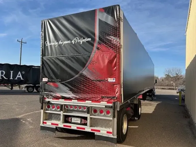 2015 Reitnouer Flatbed w/ Curtain Kit