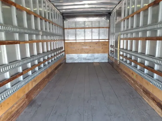 2019 FREIGHTLINER/MERCEDES M2 106