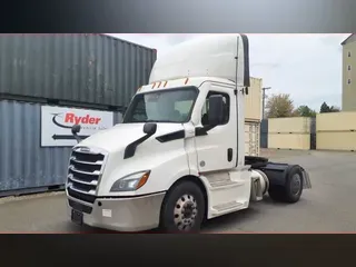 2021 FREIGHTLINER/MERCEDES CASCADIA PX11642ST