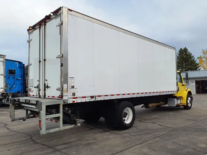 2017 FREIGHTLINER/MERCEDES M2 106