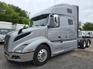 2020 VOLVO VNL64T-760