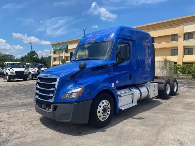 2020 Freightliner Cascadia