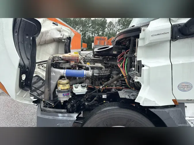 2021 Freightliner Cascadia