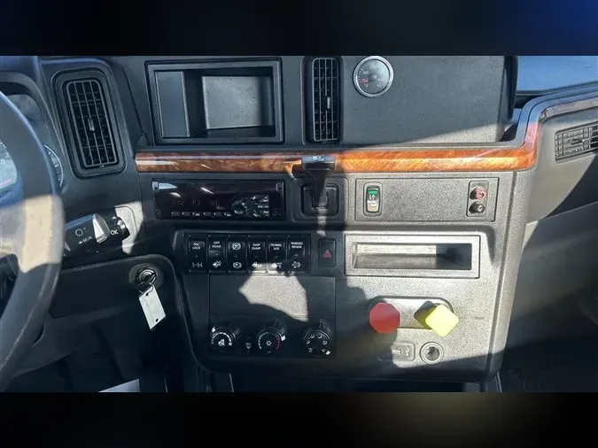 2020 INTERNATIONAL RH613