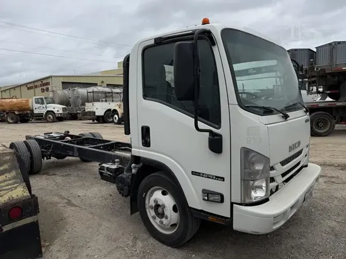 2021 ISUZU NPR HD