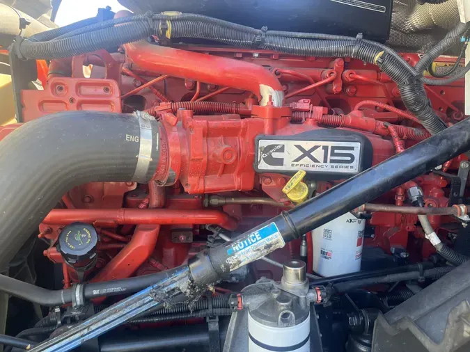 2019 International LT625