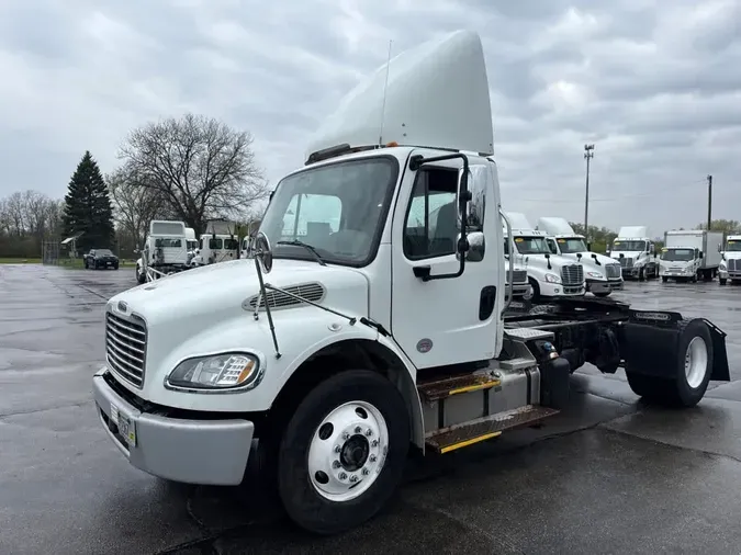 2022 FREIGHTLINER/MERCEDES M2 106dedeb31103783f63bd1f44e6261aa2d9