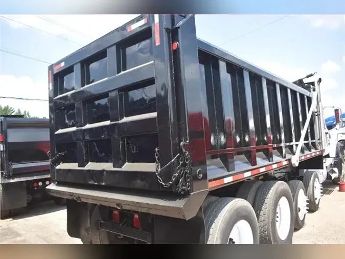 2013 MACK GRANITE GU713