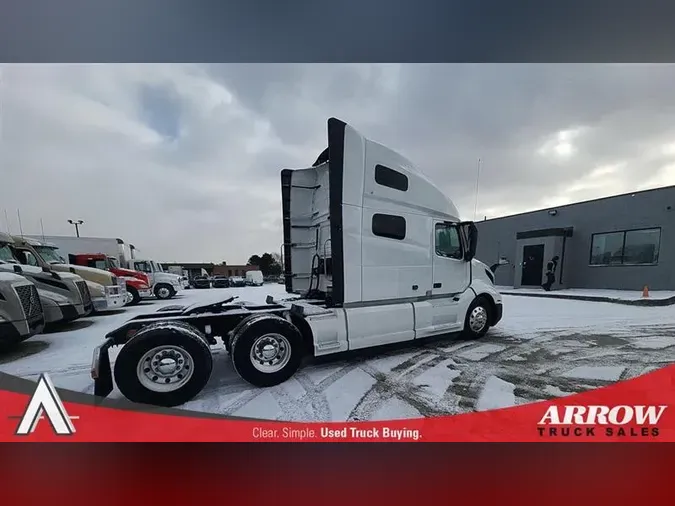 2020 VOLVO VNL760