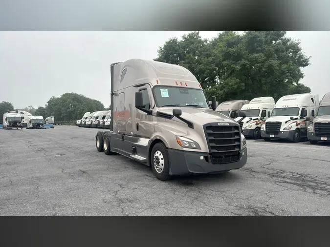 2025 Freightliner Cascadia 126deed0537b9f2b08efbf912b677275bc7