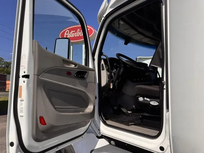 2021 Peterbilt 579