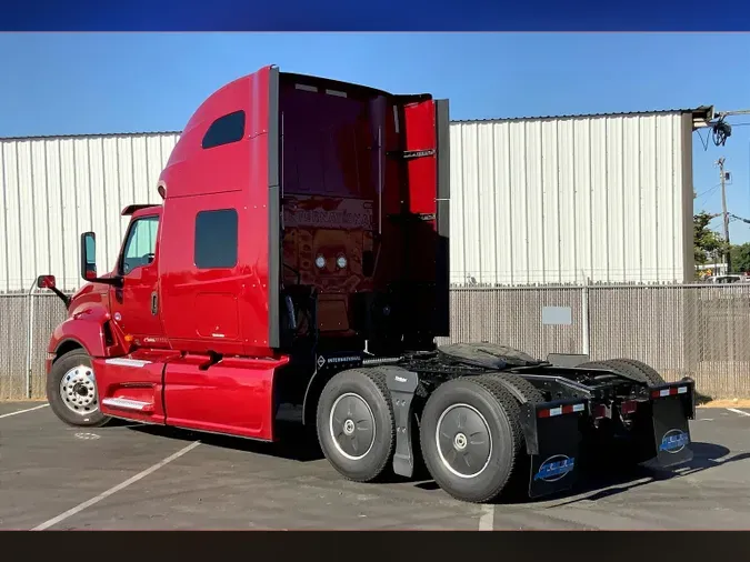 2021 INT LT625 6x4