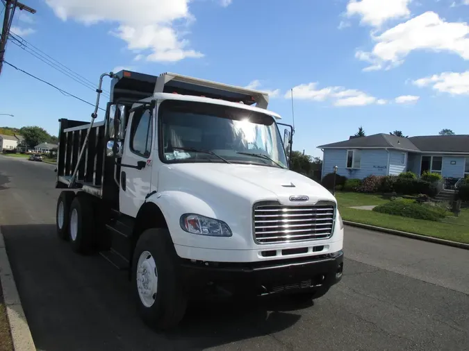 2019 FREIGHTLINER M2-106