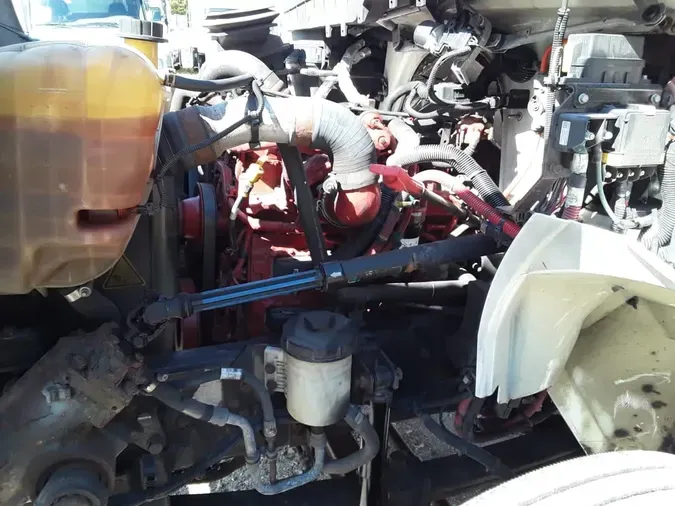 2019 NAVISTAR INTERNATIONAL 4300