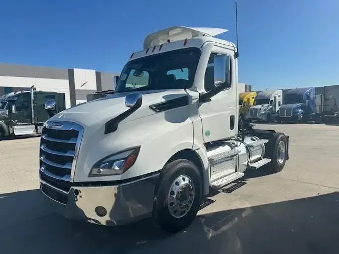 2023 Freightliner Cascadia