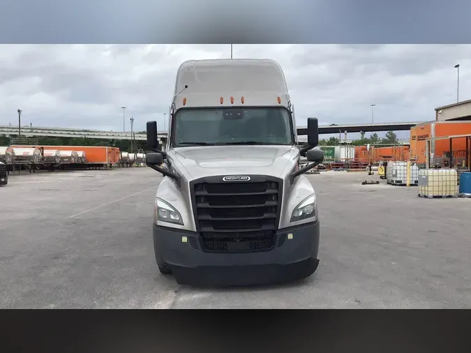 2023 Freightliner Cascadia
