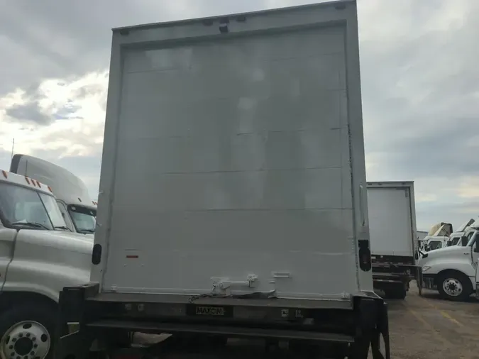 2018 FREIGHTLINER M2 106