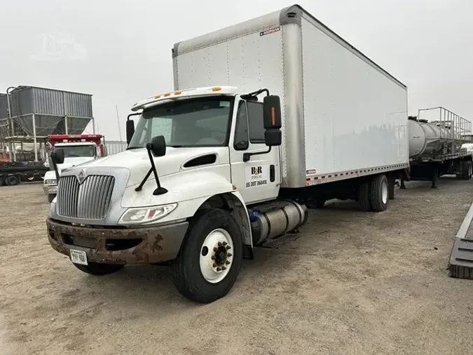 2018 INTERNATIONAL DURASTAR 4300