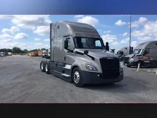 2024 Freightliner Cascadia 126