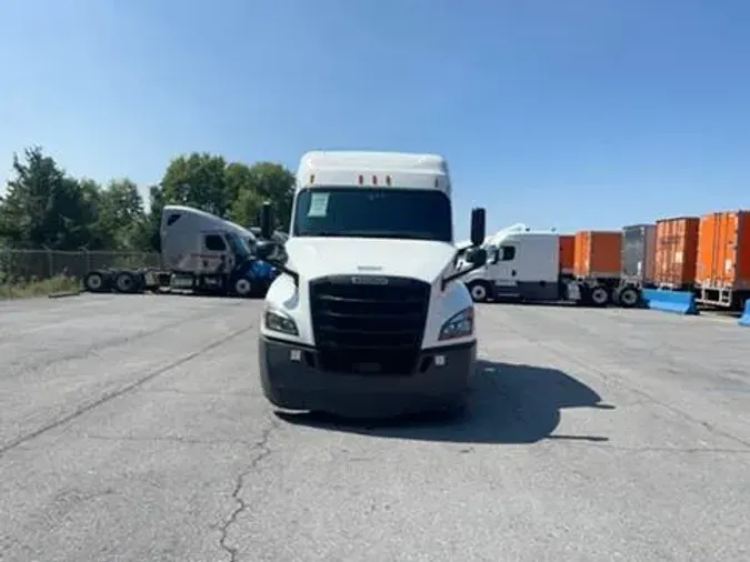 2020 Freightliner Cascadia