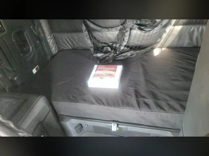 2024 Freightliner Cascadia 126df0699d7adda257ea66110ce258cc87a