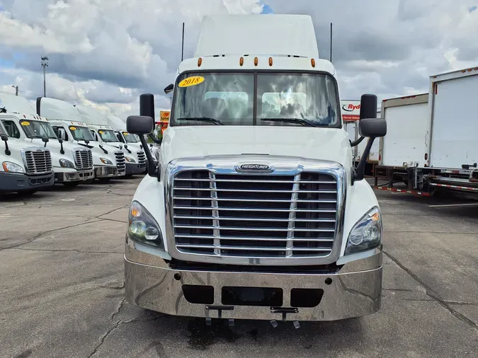 2018 FREIGHTLINER/MERCEDES CASCADIA 125