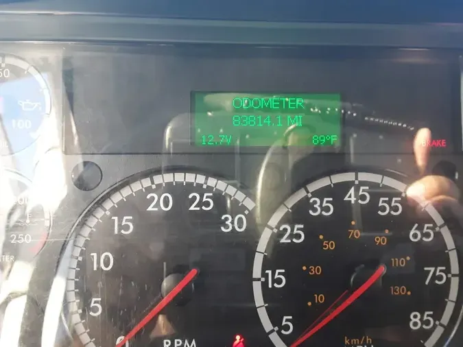 2018 FREIGHTLINER/MERCEDES M2 106