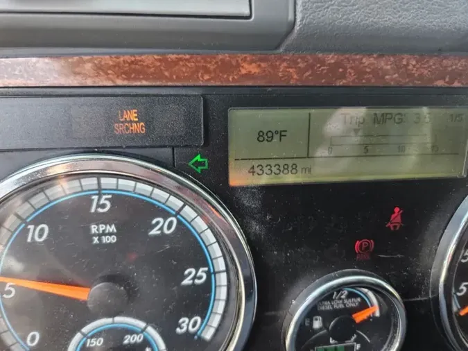 2017 FREIGHTLINER/MERCEDES CASCADIA 125