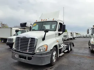 2016 FREIGHTLINER/MERCEDES CASCADIA 125