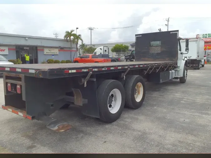 2016 FREIGHTLINER M2 106