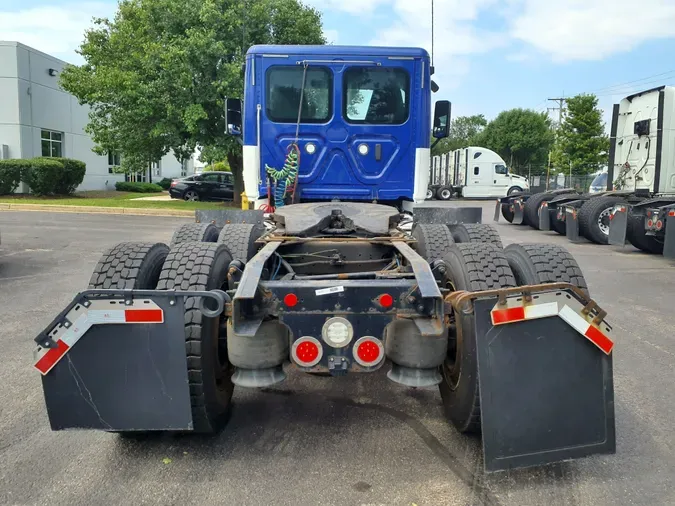 2019 FREIGHTLINER/MERCEDES CASCADIA 125