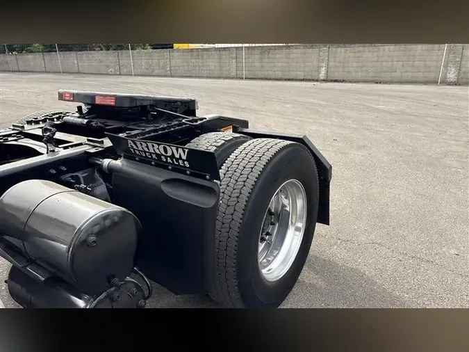 2023 FREIGHTLINER CA126