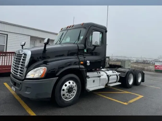 2017 FREIGHTLINER/MERCEDES CASCADIA 125df11cc4c7059cb43cedb207a5bdfbba9