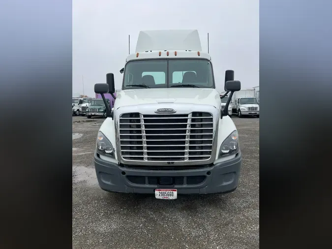 2020 FREIGHTLINER/MERCEDES CASCADIA 125