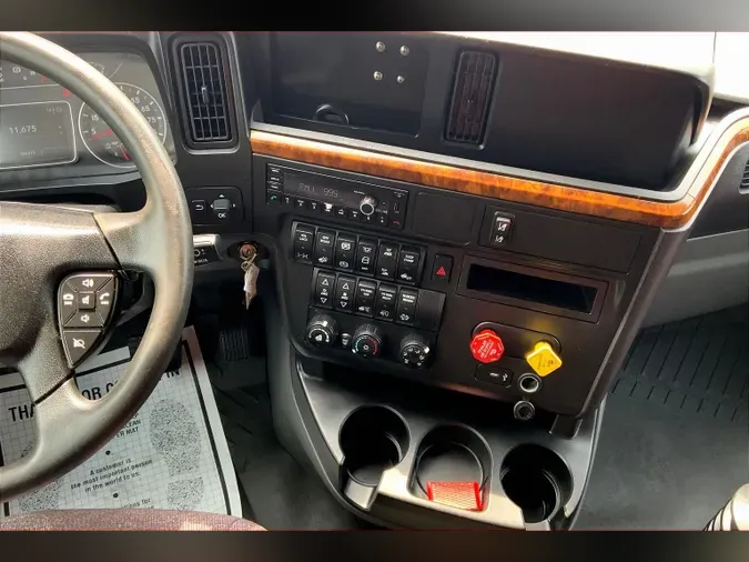 2022 INT LT625 6x4